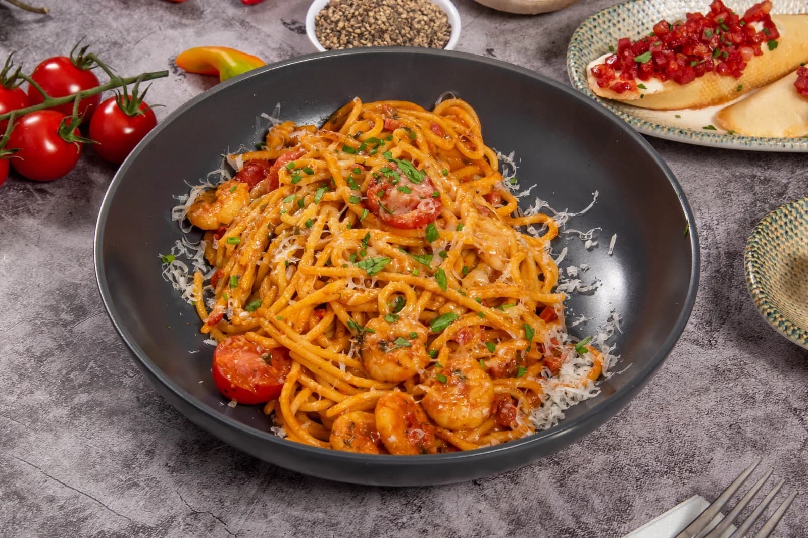Spaghetti with prawns and chorizo in tomato sauce at Mortimer Bistro