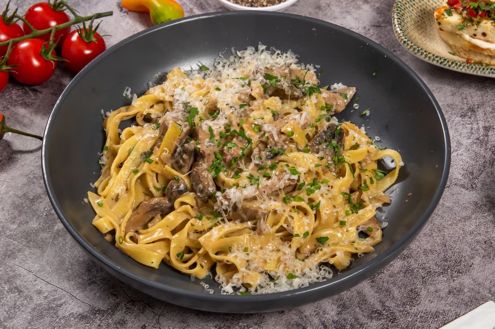 Tagliatelle beef stroganoff with mushrooms
